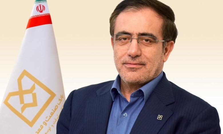 غلامرضا حسن زاده قرائی مدیر استانی بانک صنعت و معدن در خراسان رضوی