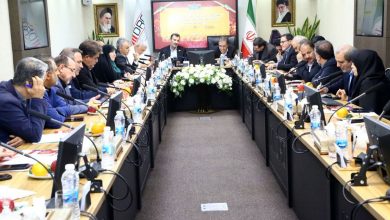 نشست کمیسیون صنایع و ایمیدرو