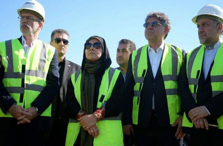 فرزانه صادق وزیر راه و شهرسازی