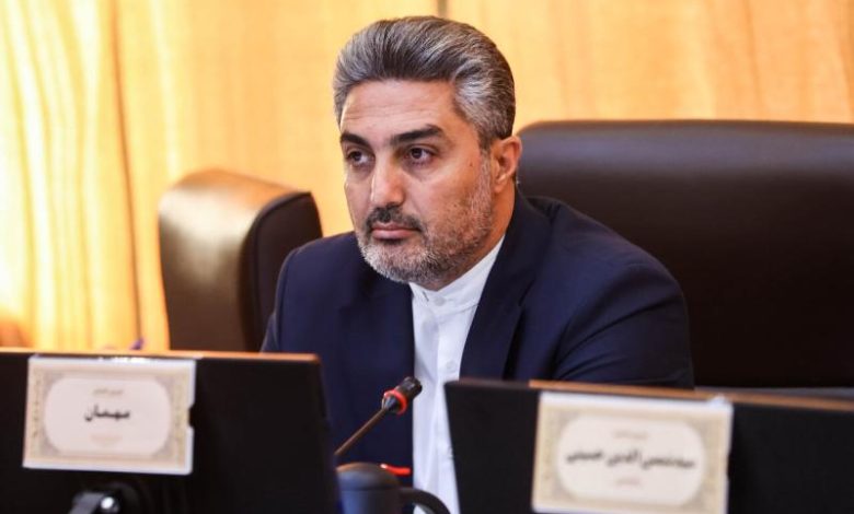 حاکم ممکان سخنگوی کمیسیون اقتصادی مجلس