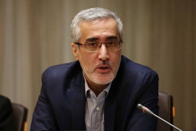 مهدی پیرصالحی معاون وزیر بهداشت و رئیس سازمان غذا و دارو