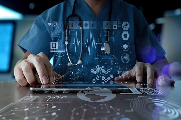 دیجیتالی شدن آزمایشگاههای پزشکی بریتانیا