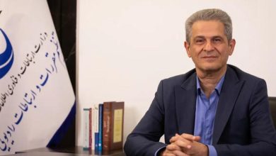 ایرج مکرمی مدیرکل صدور پروانه سرویسهای رادیویی سازمان تنظیم مقررات و ارتباطات رادیویی