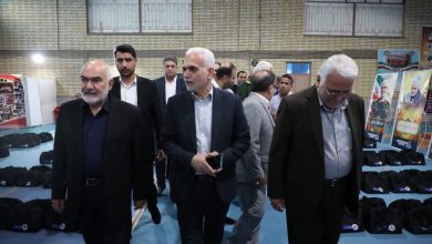 اهدائ دو هزار بسته ورزشی شرکت نفت و گاز اروندان به اداره کل ورزش و جوانان خوزستان