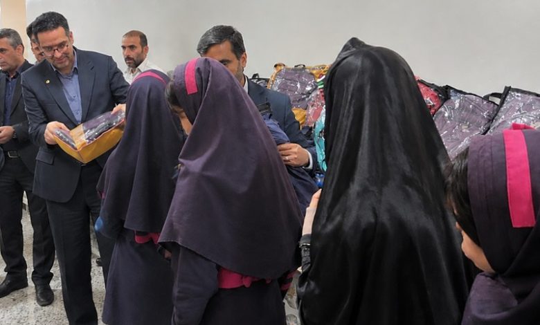مشق مهر نفت سپاهان برای هزار دانشآموز اصفهانی